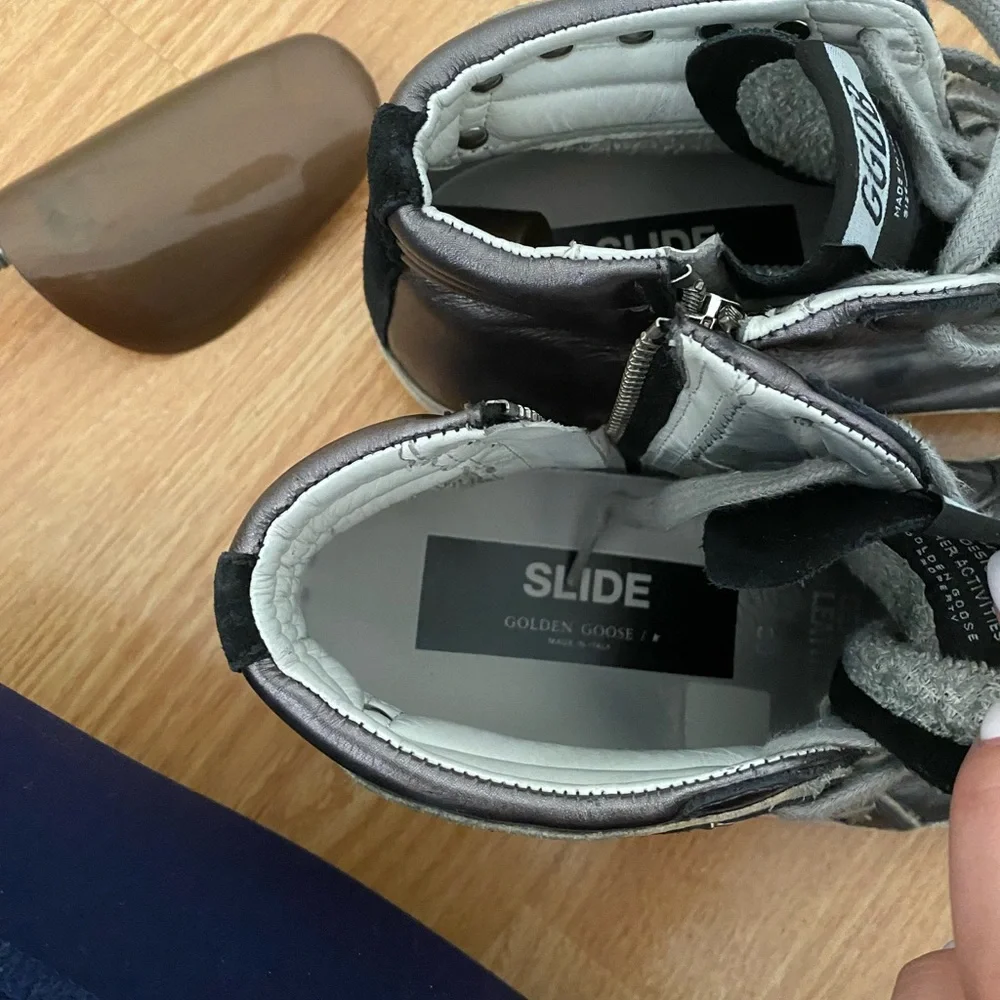 Golden Goose Gray and Black Slide Classic Sneakers - Picture 8 of 9